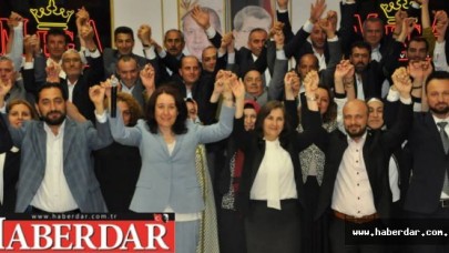 Ak Parti sandık başkanlarıyla bir araya geldi