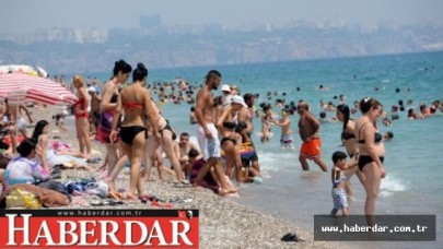 Sıcaktan Bunalanlar Sahillere Akın Etti