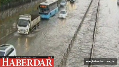 Kartalda şiddetli yağmur