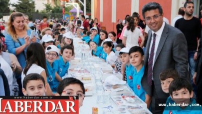 MAHALLE İFTARLARI ESKİ RAMAZANLARI YAŞATIYOR