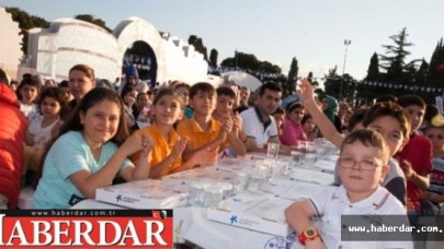 Binlerce Çocuk Aynı Sofrada Buluştu