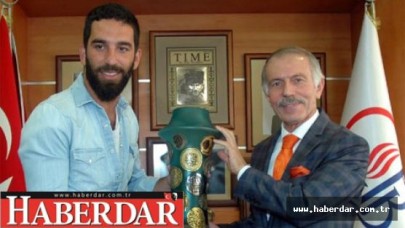 Arda Turan’ın ismi caddeye verilecek