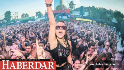 İstanbul renkleniyor