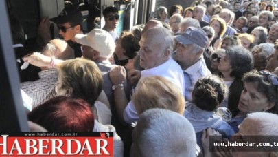 Yunanistanda Bugün Bankalar Açıldı