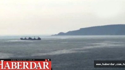 İstanbul Açıklarında İki Gemi Çarpıştı, Biri Battı!