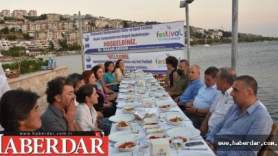 Akgün, heykeltraşları ağırladı