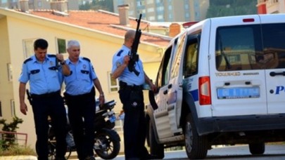 Beylikdüzü’nde polis merkezine silahlı saldırı düzenlendi.