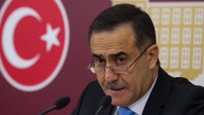 CHPden İstifa Eden Özkes, MHPye Göz Kırptı