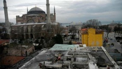 Uzmanlar ikiye bölündü