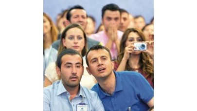 ÖĞRETMEN ADAYLARINA MÜJDE !