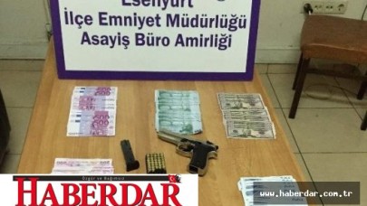 Suriyeliler 500 Tarihi Sikkeyi Satarken Yakalandı