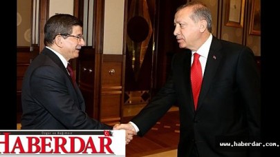 HÜKÜMET KURMA GÖREVİ YENİDEN DAVUTOĞLUNDA