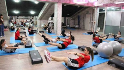 Avcılar’da Kadınlara Ücretsiz Pilates Dersi