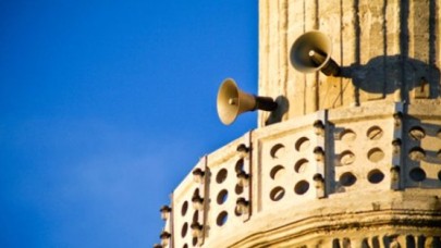 Şehitler İçin Tüm Türkiyede Aynı Anda Sela Verildi