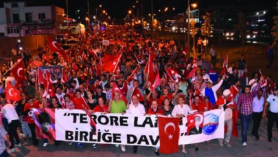 Büyükçekmece teröre karşı tek yumruk oldu!