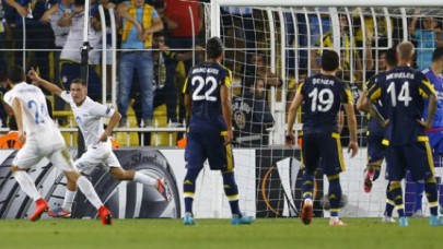 FENERBAHÇEYE BÜYÜK ŞOK!
