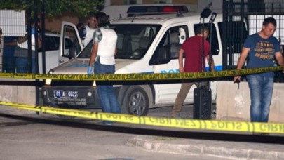 Adanada polise silahlı saldırı: 2 polis şehit oldu