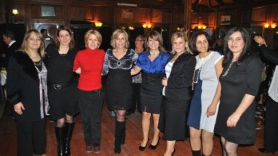 Kadınlar gününde mekanlar doldu