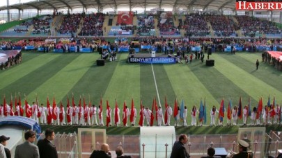 Esenyurtta Cumhuriyet şöleni