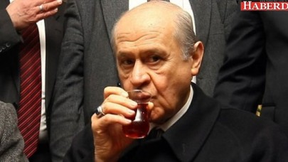 Bahçeli çekilmezse MHPde değişim zor