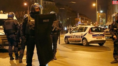 Paristeki saldırının emri cep telefonundan kısa mesajla verilmiş