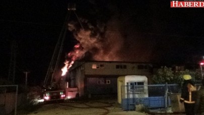 FABRİKA KÜLE DÖNDÜ