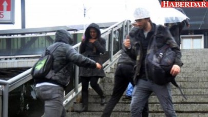 Sağanak yağmur hayatı olumsuz etkiledi