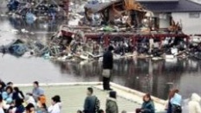 Halk çatılara koştu