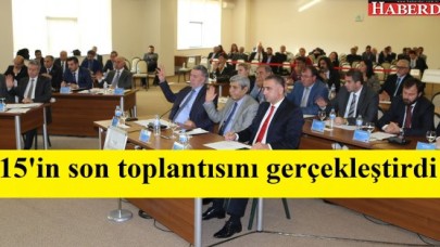Büyükçekmece Belediye Meclisi 2015in son toplantısını gerçekleştirdi