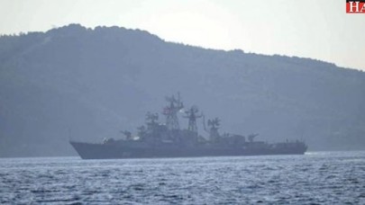 Rus gemisinden Türk teknesine uyarı ateşi