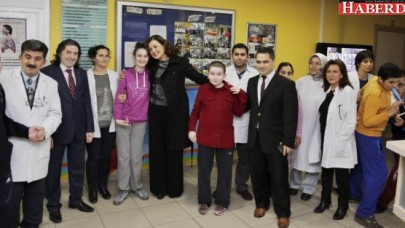 ÜNLÜ TELEVİZYONCU ESRA CEYHAN’DAN SAMİMİ AÇIKLAMALAR