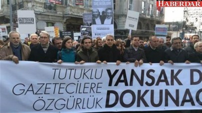 Can Dündar ve Erdem Gül için 30 adımlık yürüyüş