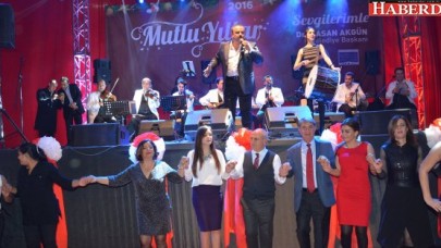 2016 yılını &quot;Sevgi Yılı&quot; ilan ettik