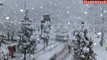 O ilçelerde okullara kar tatili!