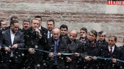 Erdoğan Yoğun Kar Yağışı Altında Açılış Yaptı