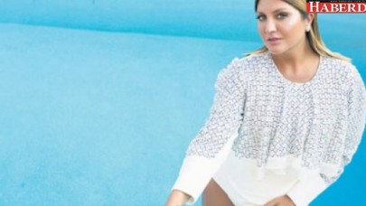 Sibel Can yaşını küçültecek