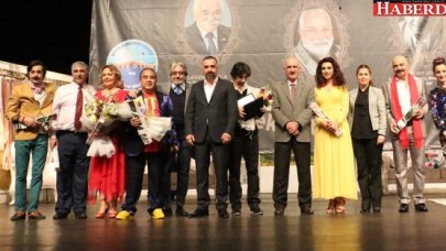 Tiyatronun 3 büyük ismi Büyükçekmece de anıldı