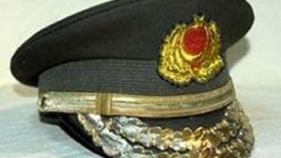 Üç komutanın açığa alınması