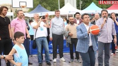 BASKETLERİNİ SURİYELİ ÇOCUKLAR İÇİN ATTILAR