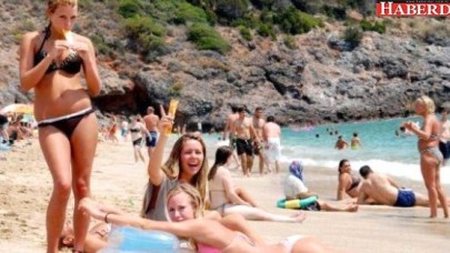 Turist Sayısı 10 Yılın En Düşük seviyesinde