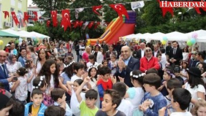 Başkan Kerimoğlu çocuk şenliğinde