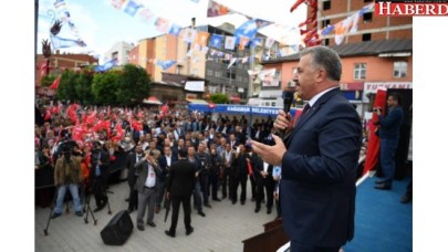 Karslılar bakanına sahip çıktı