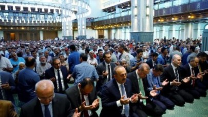 Erdoğandan Gülene Sert Tepki: Hala Hakaret Edecek Kadar Seviyesiz Bir Tip