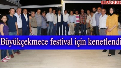 Siyasi partilerden festivale destek