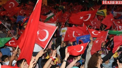 Batman Kürtçe &quot;Ölürüm Türkiyem&quot; Şarkısıyla İnledi