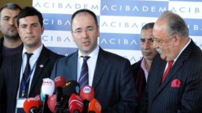 Tatlıses'in doktorundan açıklama