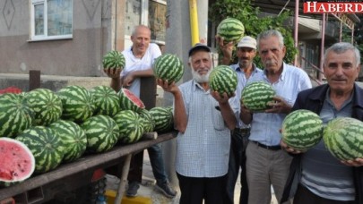 KADIKÖY’DE EN İYİ KARPUZ YARIŞMASI