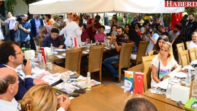 İMAMOĞLU, YEREL BASINLA BARIŞ VE SEVGİ İÇİN BULUŞTU