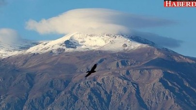 Munzur Dağlarına Yılın İlk Karı Düştü