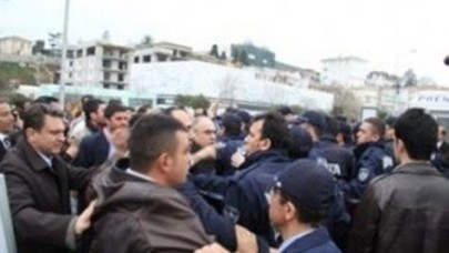 Büyükada'da meydan kavgası